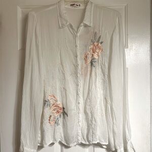 Johnny Was blouse with embroidered flowers size XL